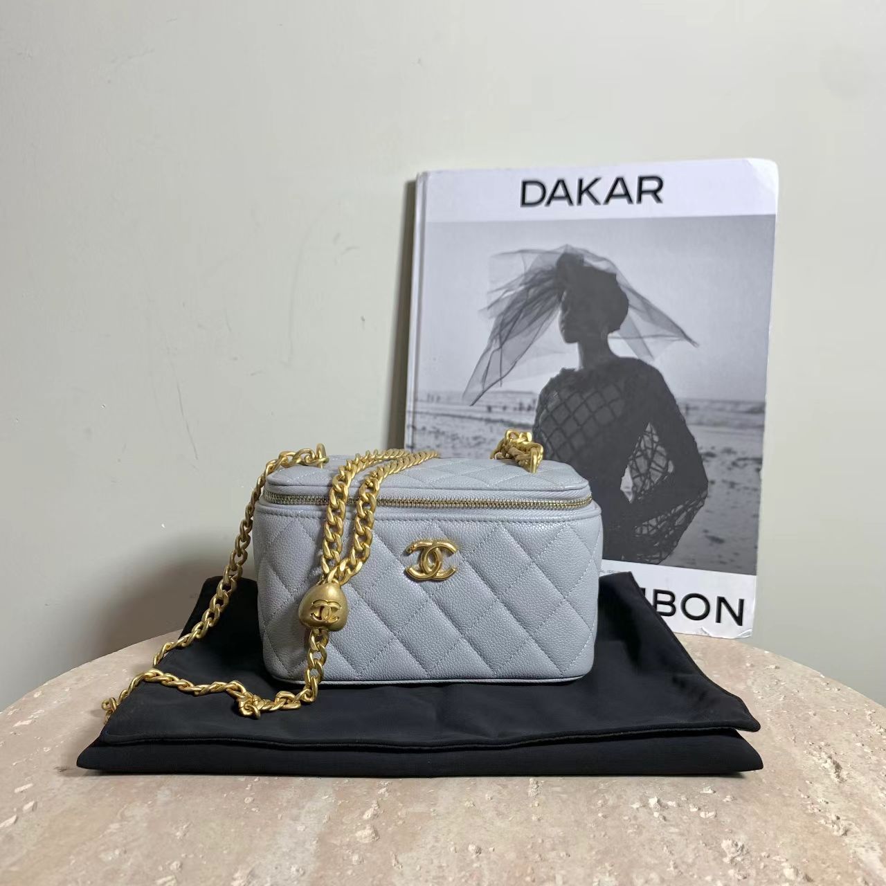 99新 Chanel/香奈儿  壹臻/24P灰金牛爱心金球长盒子95170576