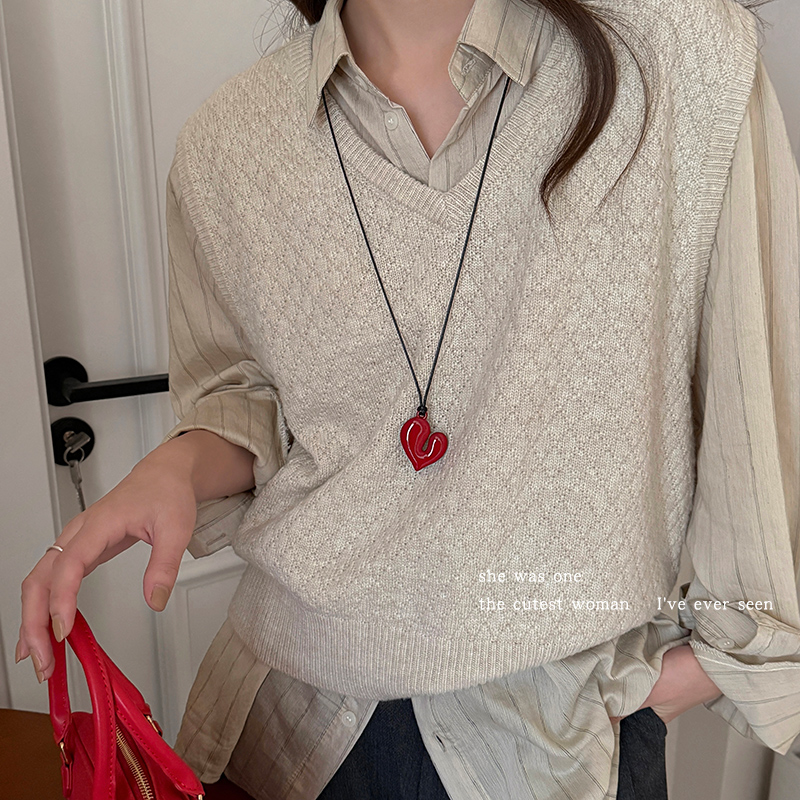 非金属亚克力项链 韩国fever博主同款爱心吊坠长款毛衣链颈链首饰