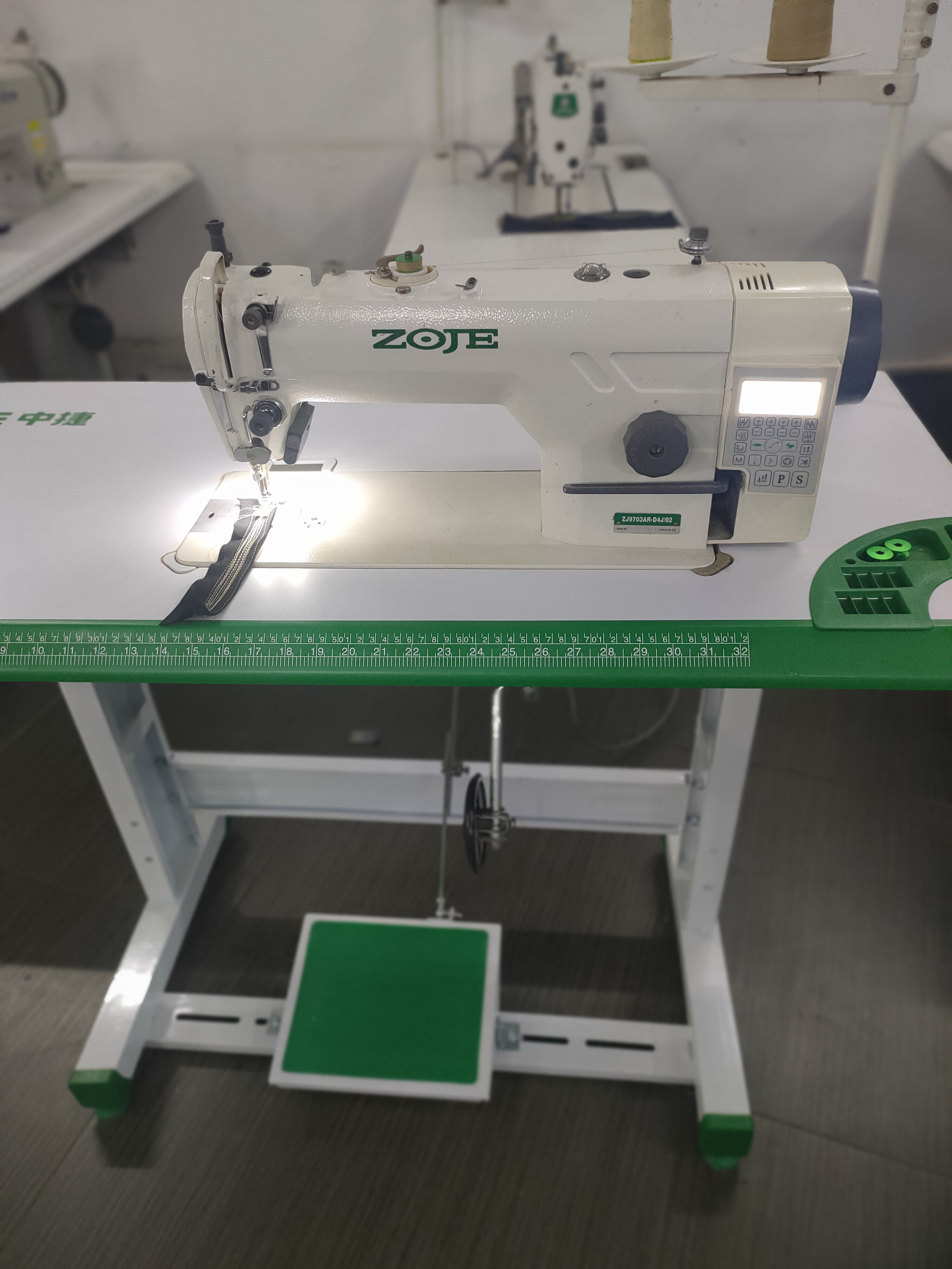 中捷二手电脑平车，四自动，自动抬压脚，工业/家用缝纫机