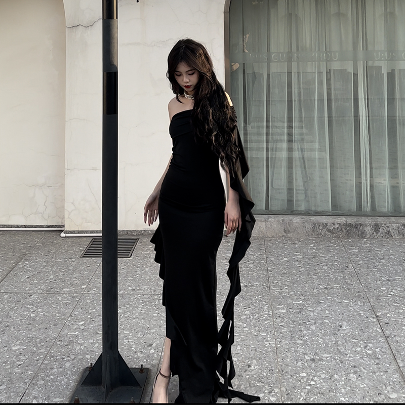 rose rain 玫瑰自制区欧美新品时尚个性一字肩褶皱纯色修身连衣裙