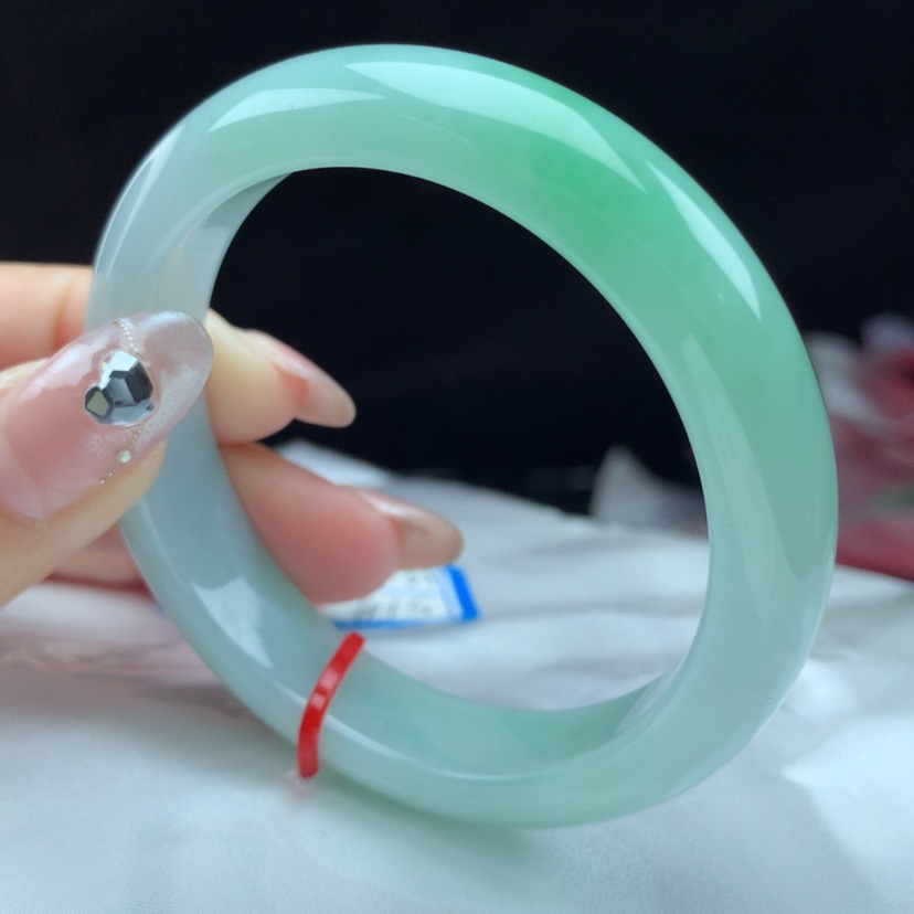 【闪购商品】翡翠手镯未镶嵌93035