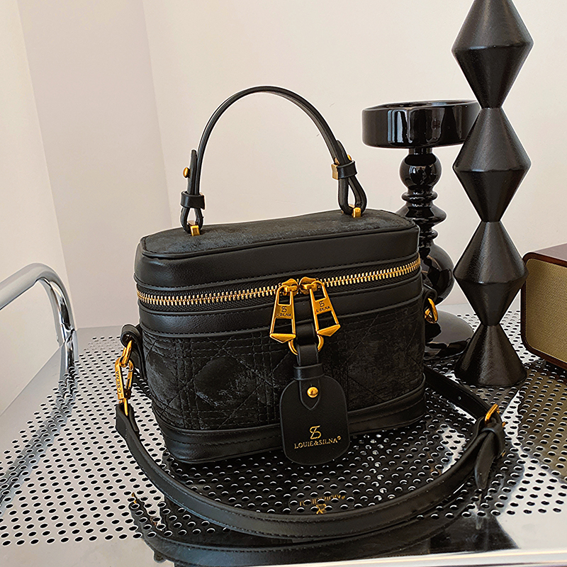 路易思琳娜3220正品2024新款高级正品2023新款小众设计菱格绣线时