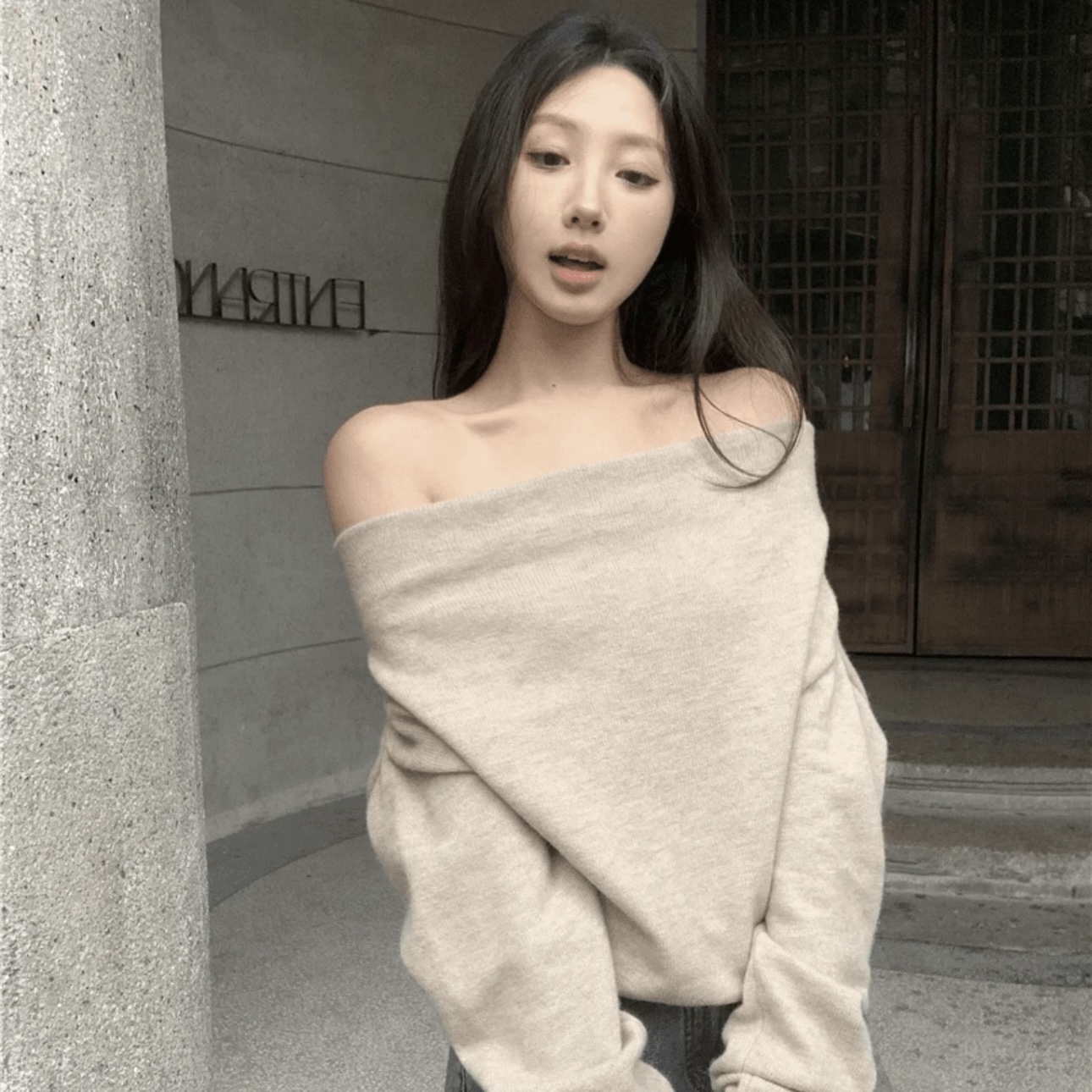 温柔简约一字领蝙蝠袖长袖针织衫女2024秋冬新款纯色辣妹毛衣2658