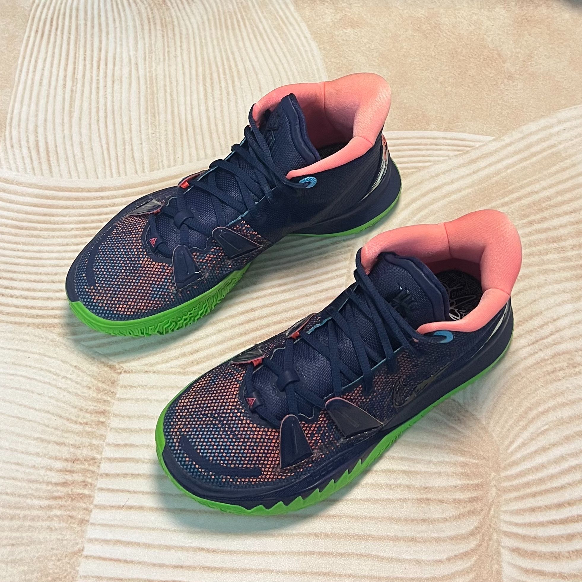 42码/耐克欧文7/蓝红绿/无原盒配盒/二手正品篮球鞋