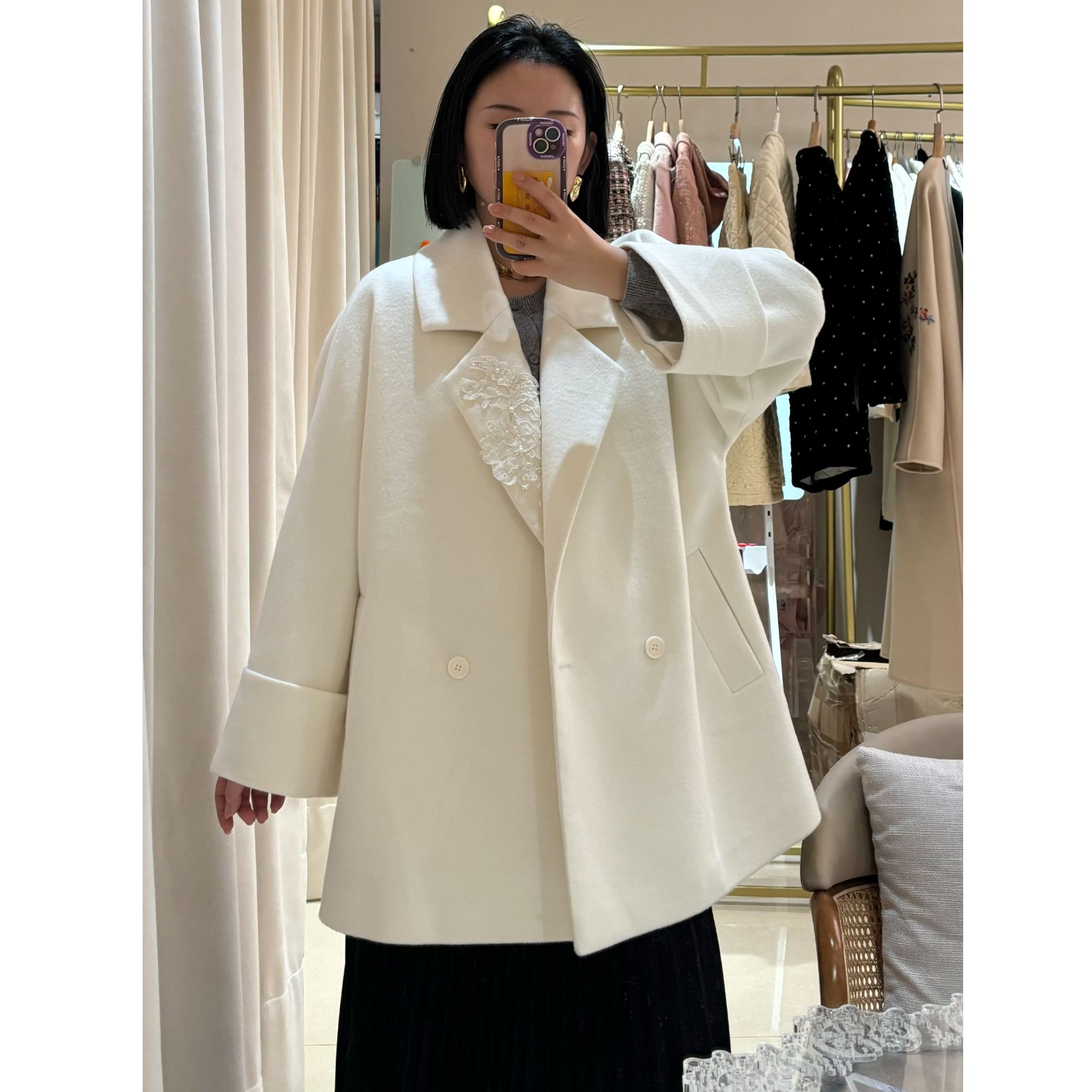 玉兰悠悠高级时装“神仙姐姐”白色秋冬大衣时尚短款韩版气质毛呢