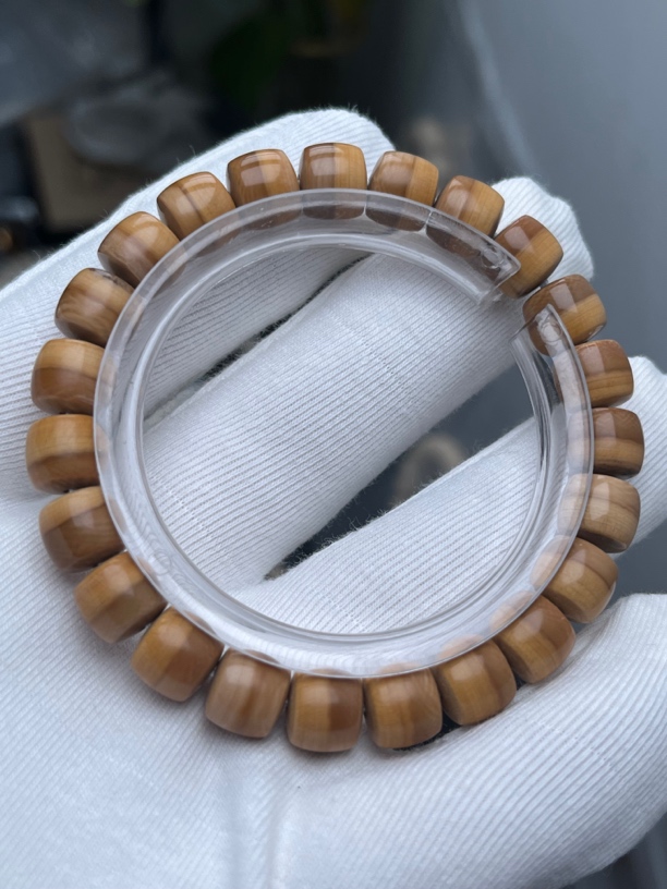 猛犸牙 高品质卡9冰咖汉堡手串 颗颗饱满圆润 色泽均匀