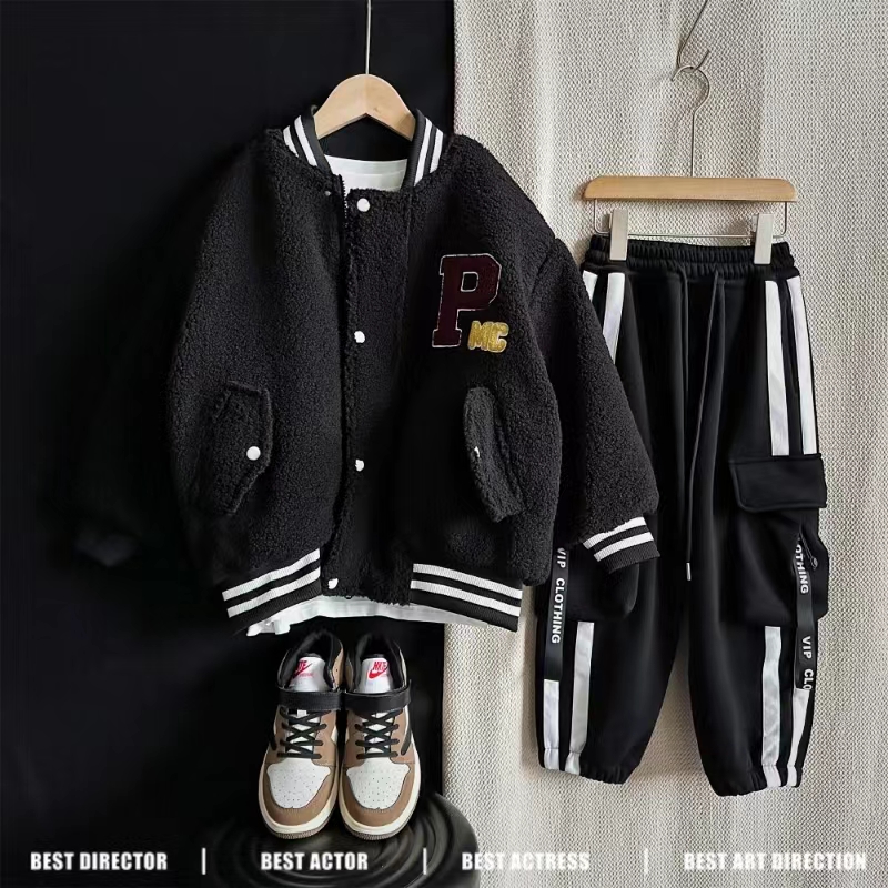 《YH》 2023冬季儿童时尚韩版加厚加绒刺绣P字母毛毛外套   2Q309