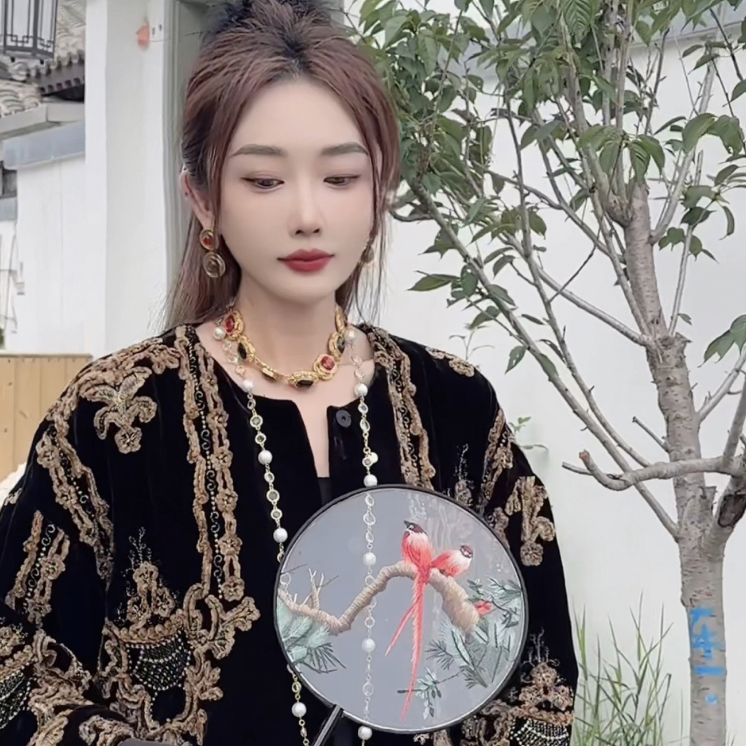 XXJ 拂尘 重工丝绒盘花新中式风短款外套配半身长裙女装套装（6358