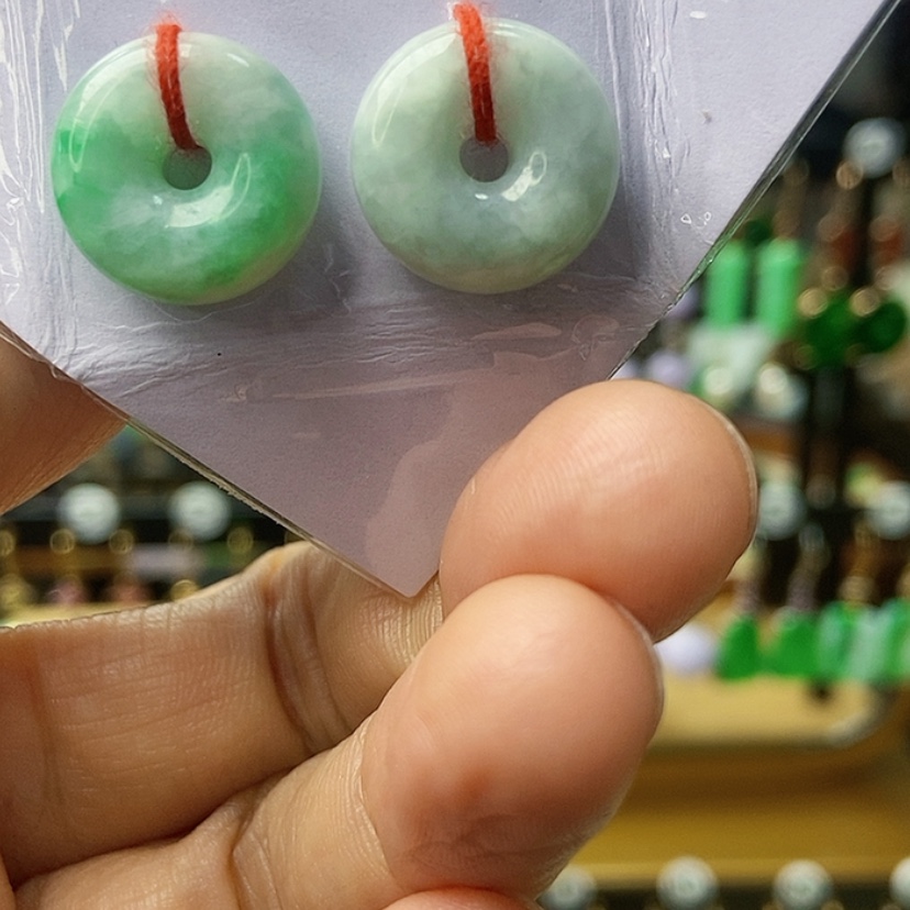 【闪购商品】翡翠耳饰未镶嵌