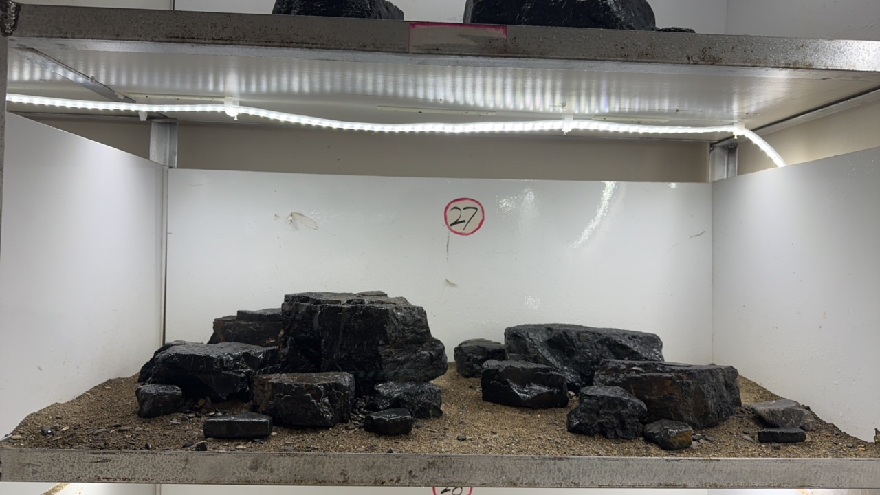 27号 黑金峡谷石 套景一物一拍 不含低沙