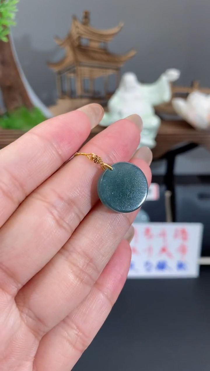 【闪购商品】翡翠颈饰18K金镶嵌12490