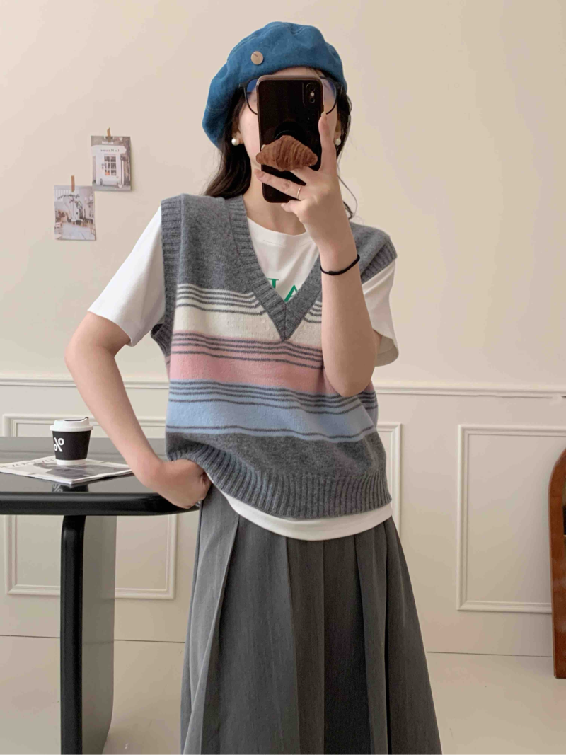 【素简.910115】秋冬新款100绵羊毛拼色夹条背心显瘦羊毛衫