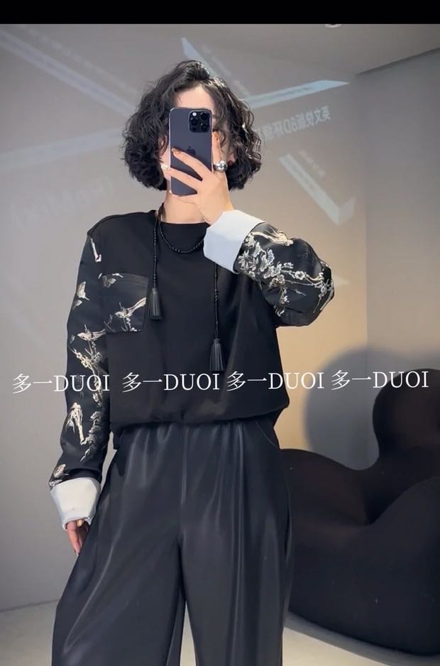 国风卫衣上衣长袖时尚宽松条纹圆领国风卫衣上衣长袖时尚