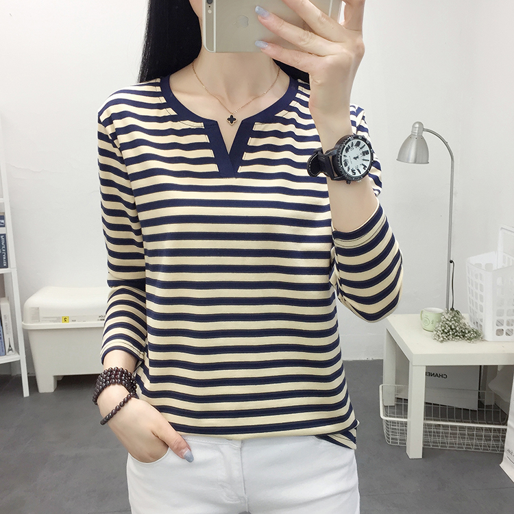 【爆款推荐】秋季新款2025宽松长袖t恤女装打底衫洋气上衣外穿秋衣