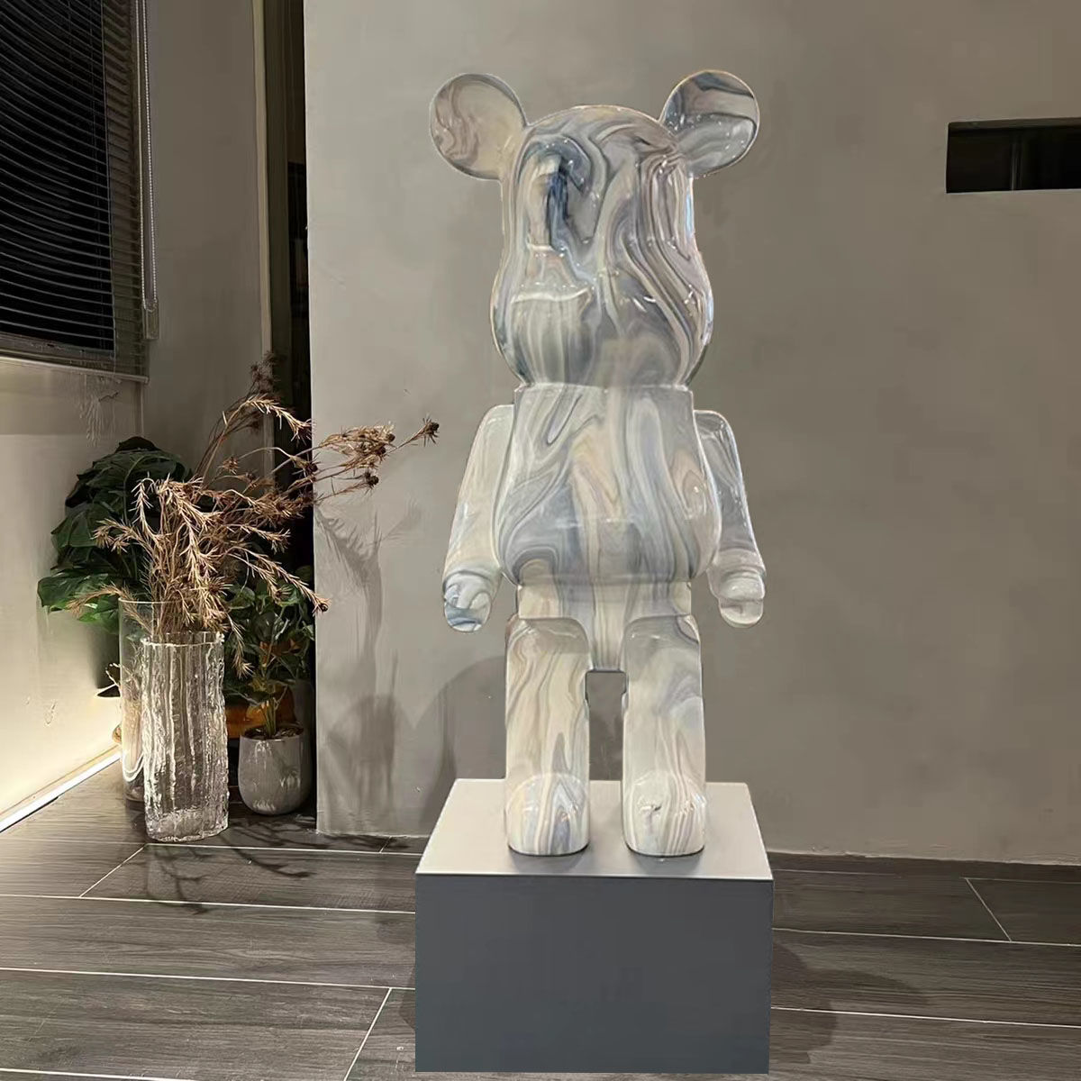 网红暴力熊客厅家具卡通暴力熊摆件存钱罐落地托盘家居桌面礼品