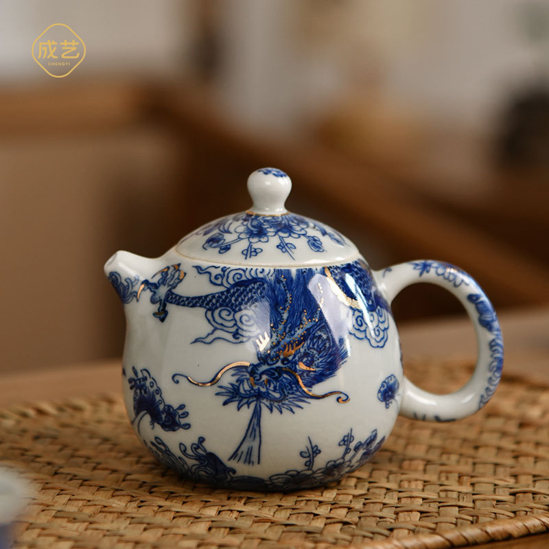 成艺陶瓷-鱼化龙龙胆壶青花龙纹/纹饰华美/描金装饰