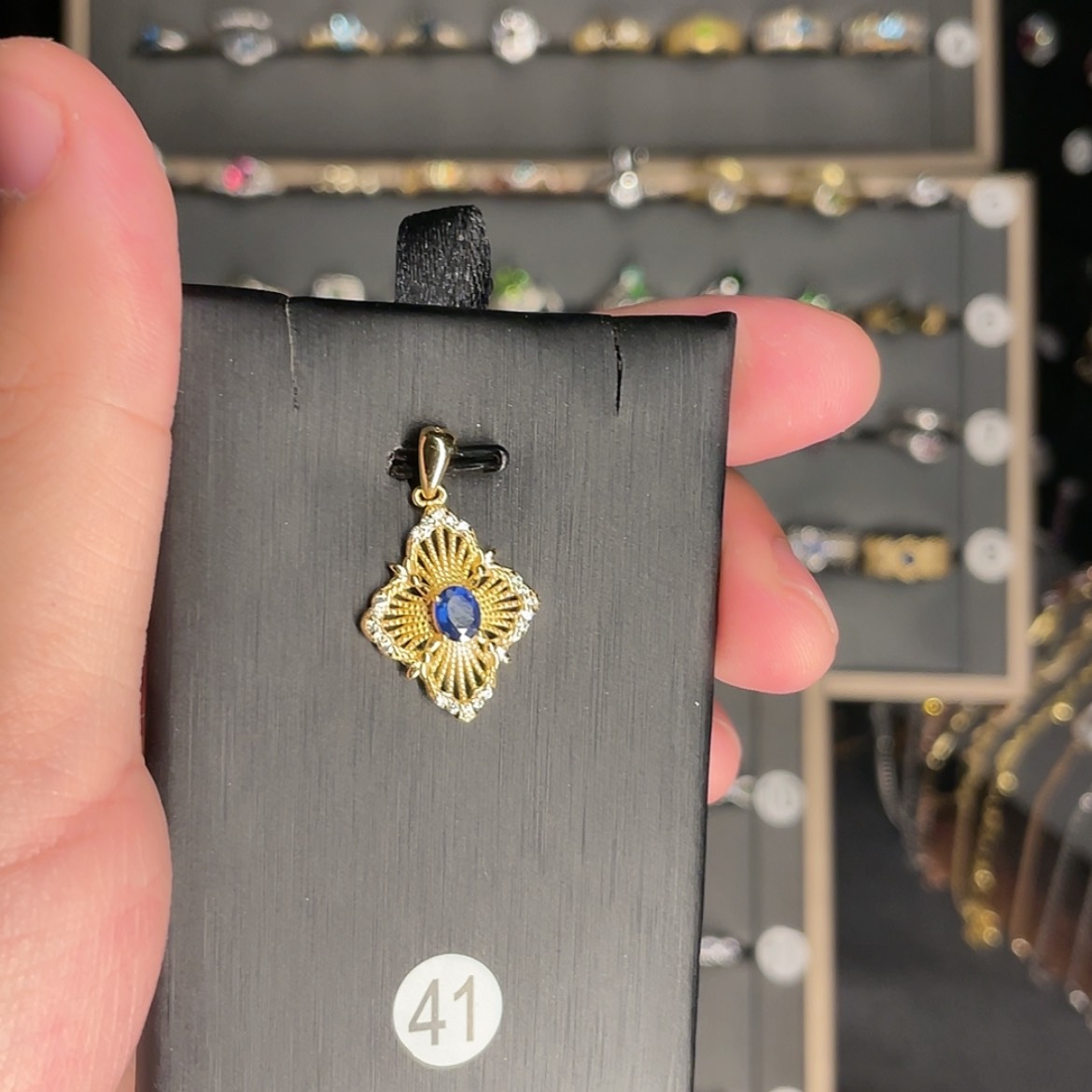 【闪购商品】蓝宝石吊坠(赠链)银S925镶嵌黑**玲