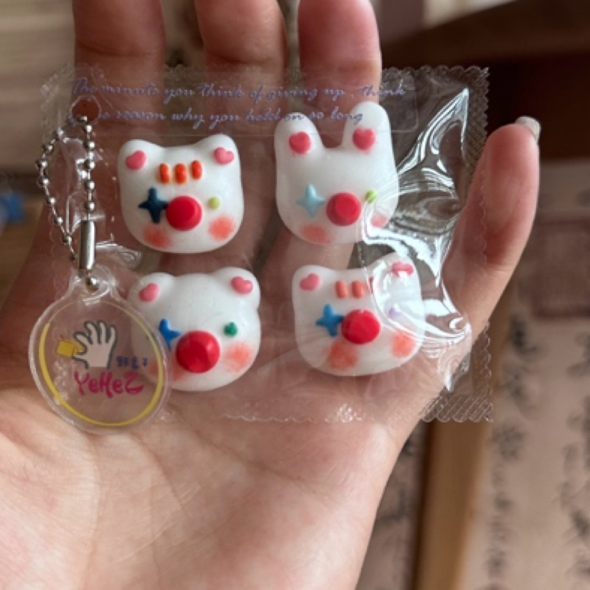 小丑猫兔熊四连小鼻噶 捏捏玩具（眼睛颜色随机）