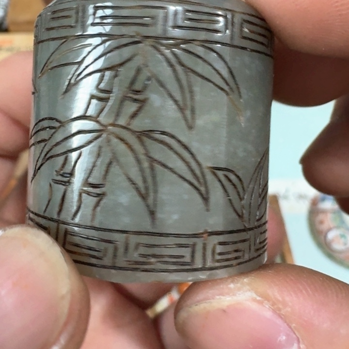 底槽青茶宠现代工艺美术作品