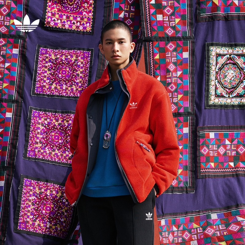 Adidas阿迪达斯三叶草Feifei Ruan联名龙年新年双面穿棉服 IX4209