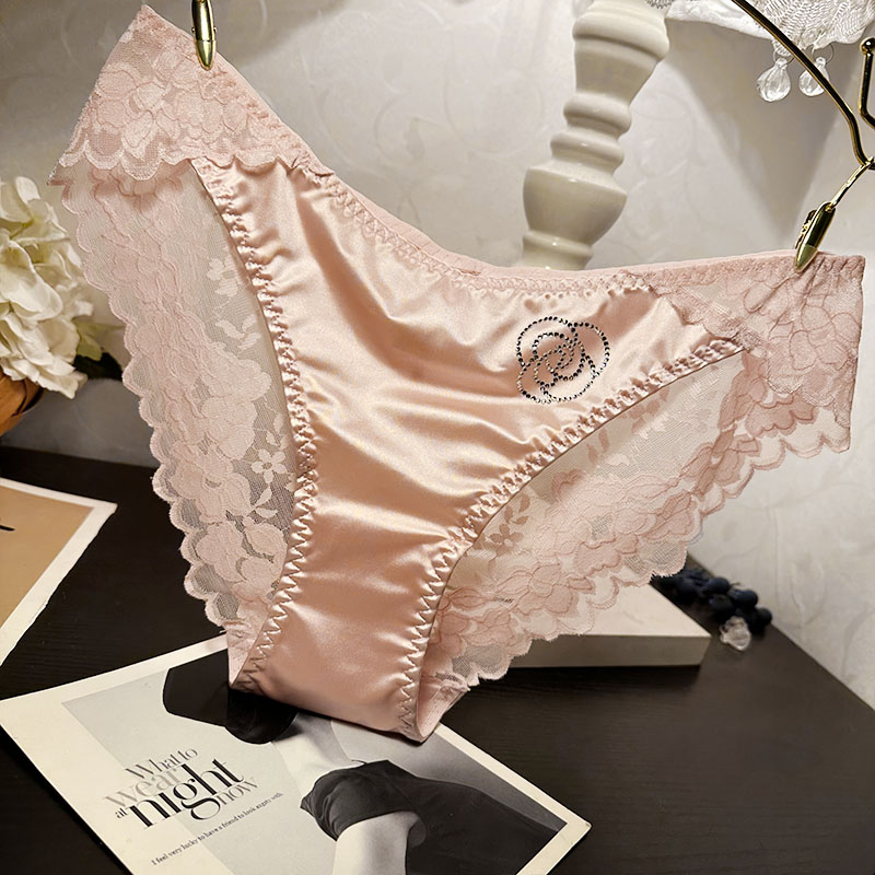 轻奢蕾丝内裤女士性感中低腰舒适甜美少女学生棉裆三角裤底裤无痕