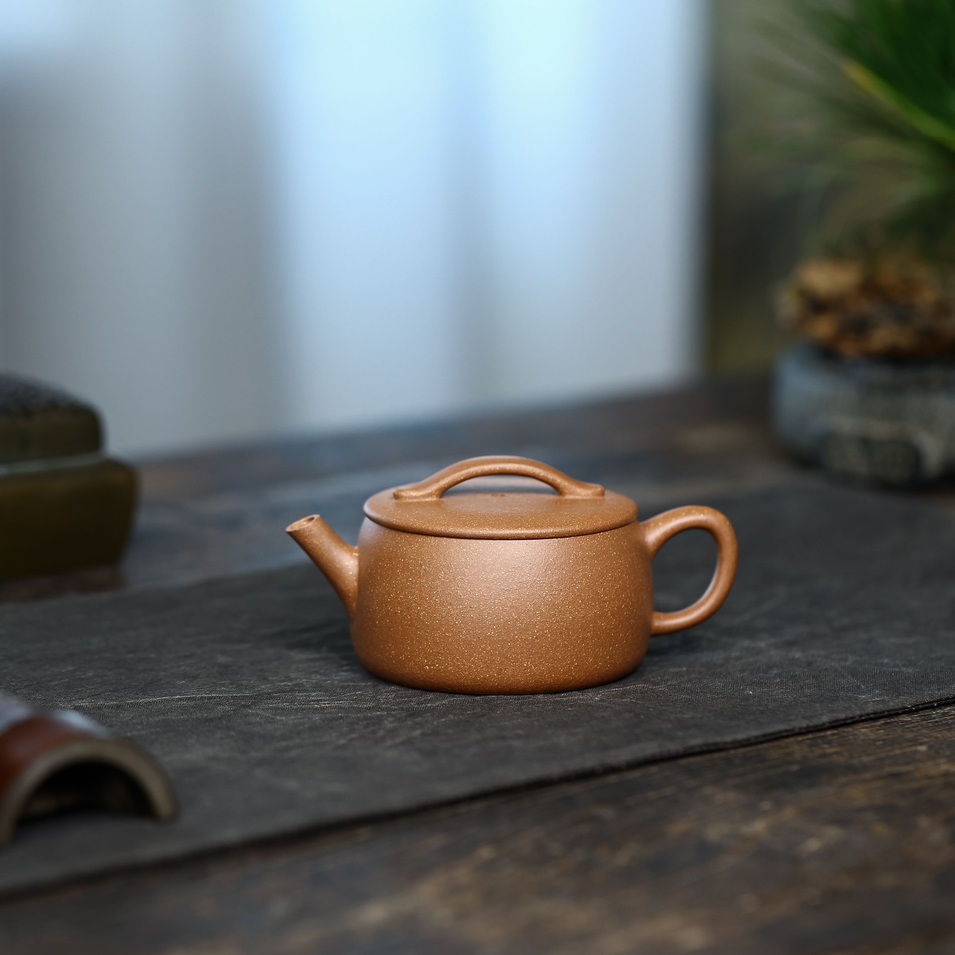 小汉瓦壶 沉香段 140CC YZL                                   