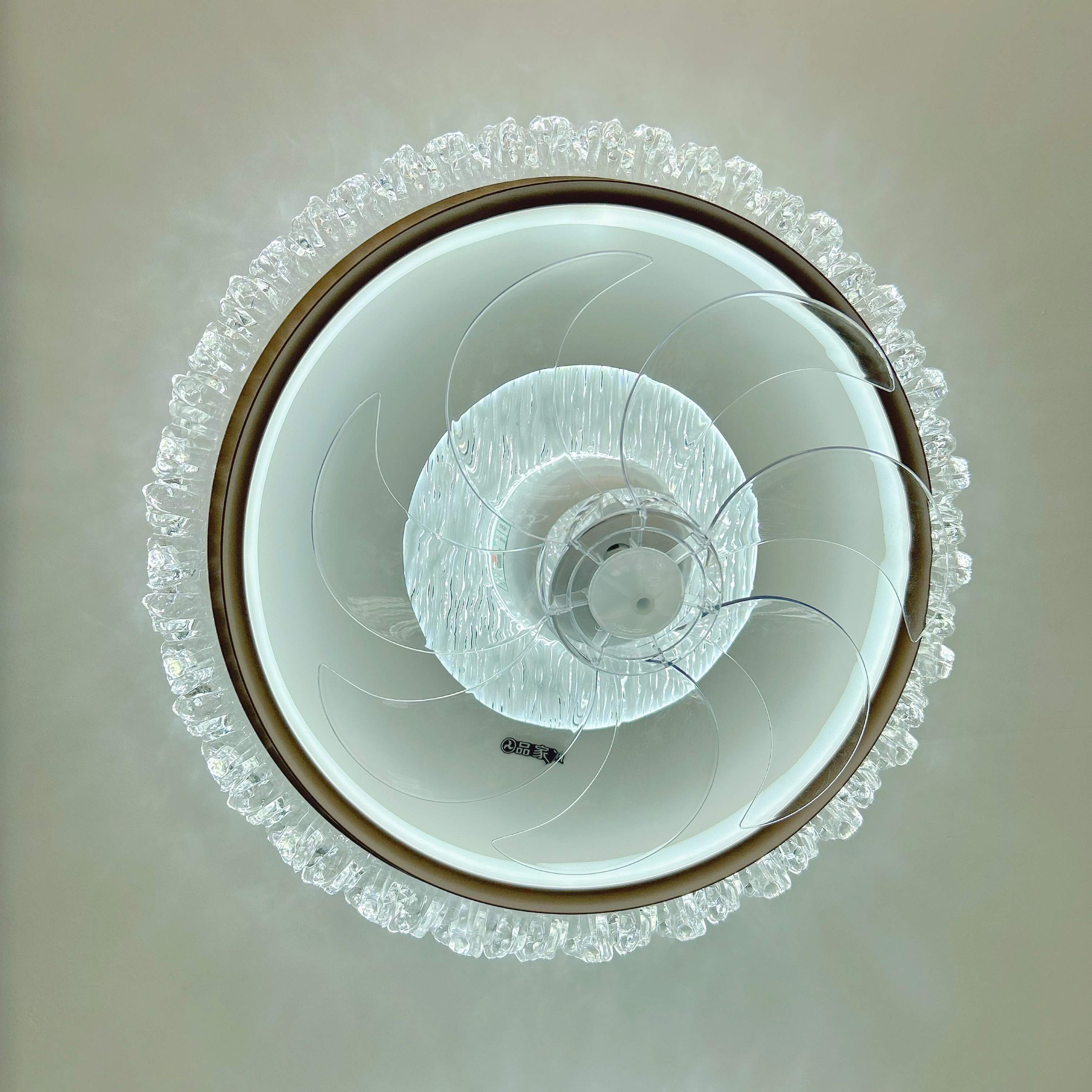 2024家用时尚自然风隐形360°摇头吸顶风扇灯离线语音卧室餐厅灯