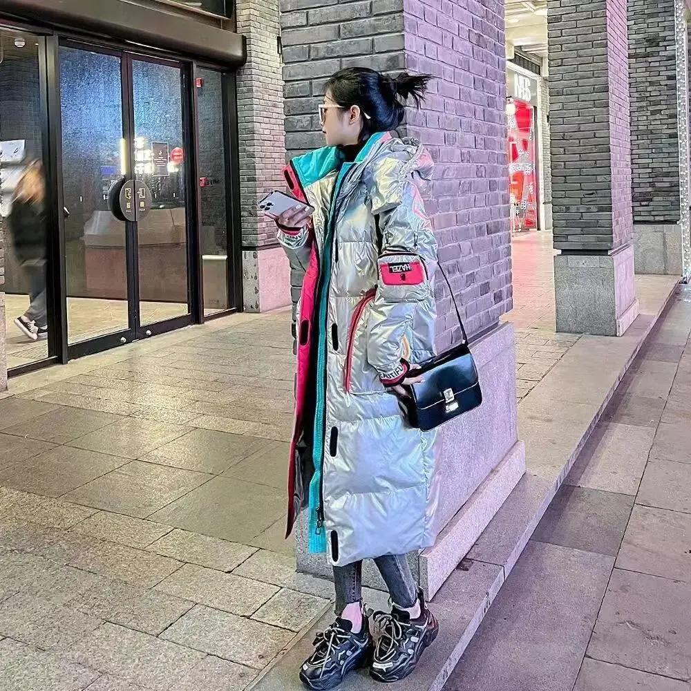欧货银色亮面女士羽绒服2023年冬季新款长款高级感小个子炸街外套