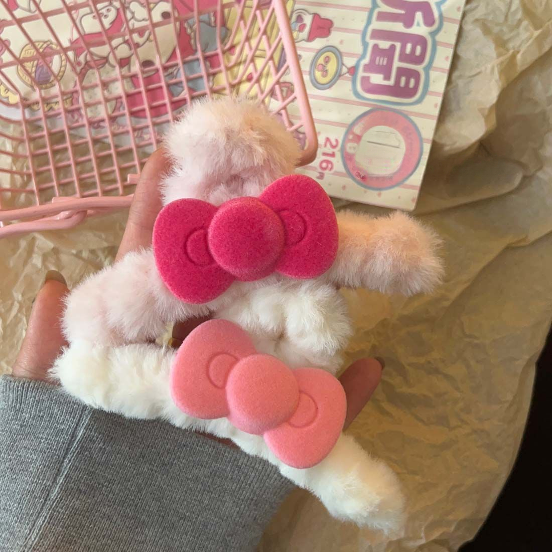 可爱粉色kitty蝴蝶结毛绒抓夹鲨鱼夹in百搭卡通kt猫发饰甜