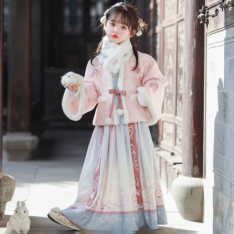 汉服女童冬季加绒加厚中国风超仙古风儿童马面裙拜年服唐装秋日常