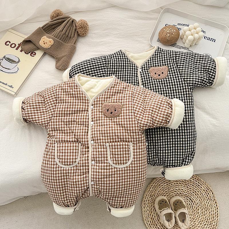 婴儿连体衣夹棉加厚小熊连体衣男女宝宝保暖棉服冬装外出服潮儿童