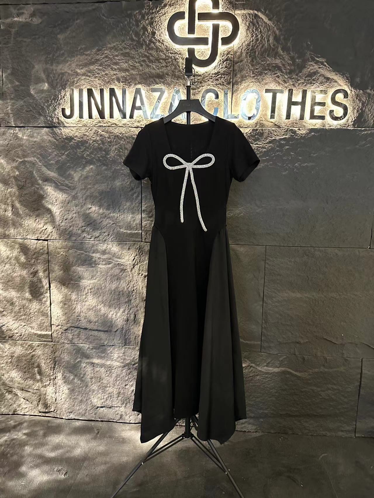 【原创设计师款女装】夏季新款显瘦大蝴蝶结气质款大码连衣裙4667