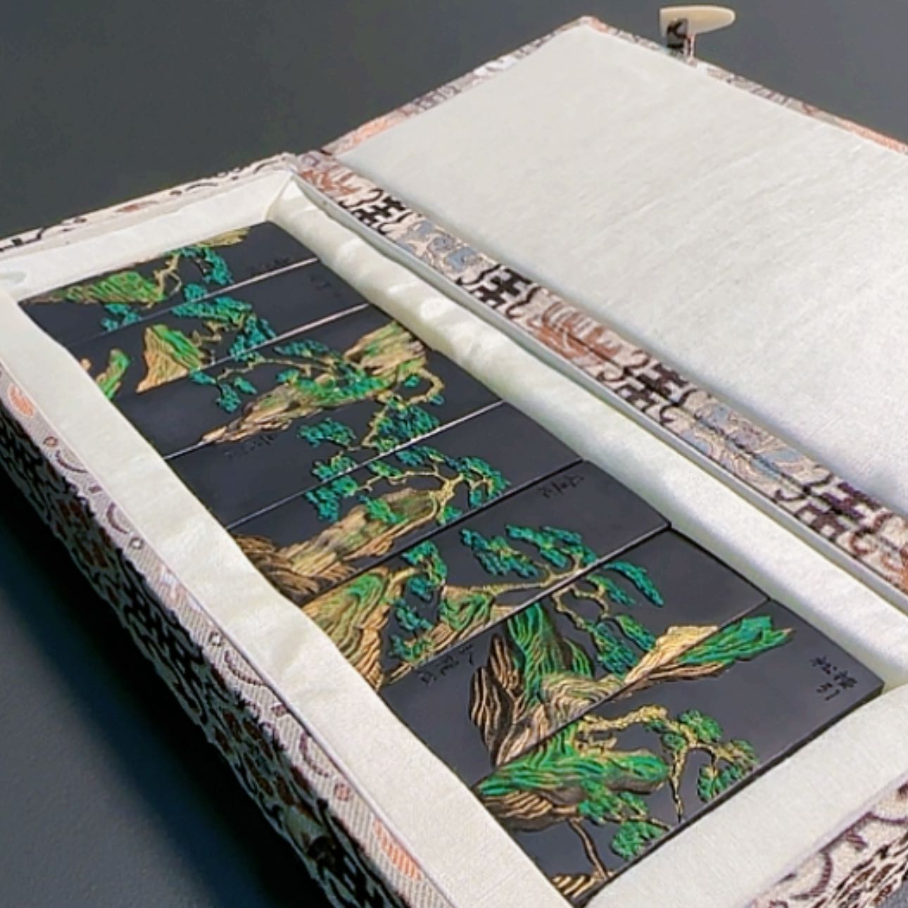 【闪购商品】松烟黄山松液 一品玄松套墨