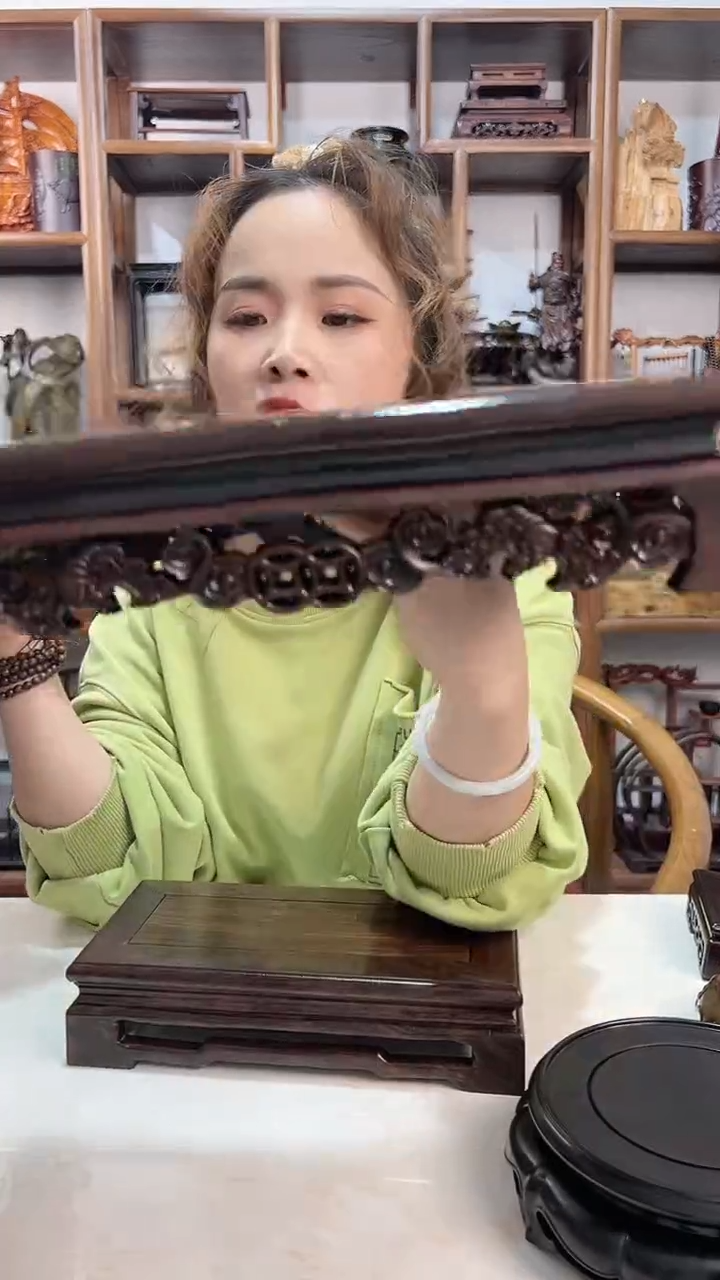 【闪购商品】木黑檀蝙蝠款26*16