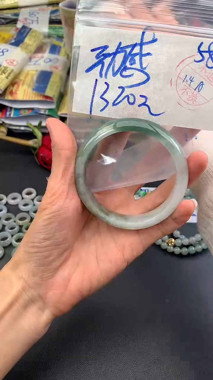 【闪购商品】定制翡翠未镶嵌手镯58#1320元 不支持退换