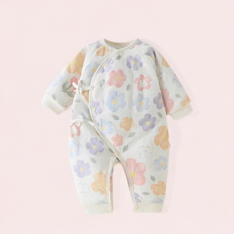 0-3个月新生儿衣服冬季薄棉蝴蝶衣新生婴女宝秋冬季纯棉保暖长袖