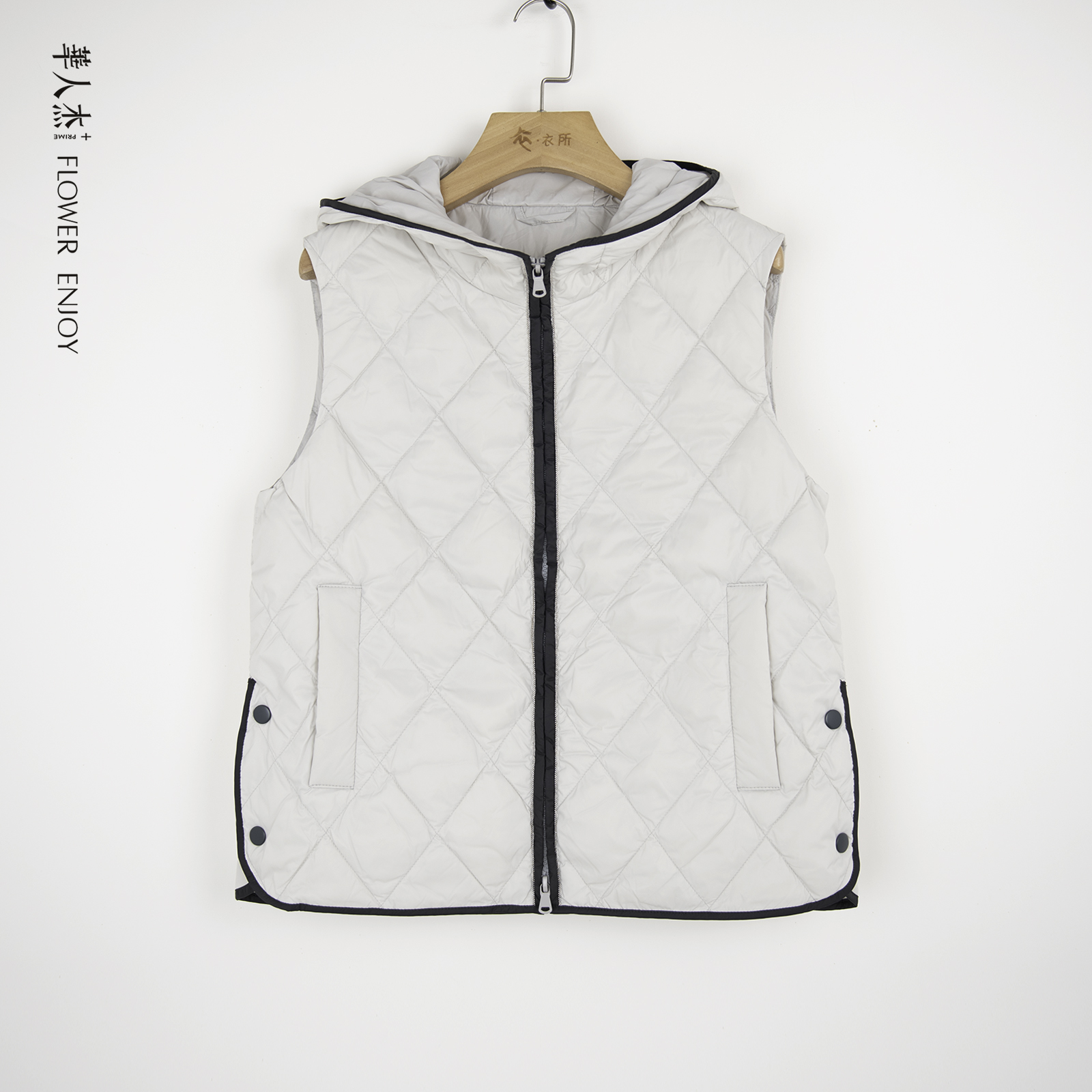 华人杰原创2024新款鹅绒背心马甲轻薄百搭白鹅绒马夹连帽羽绒马甲