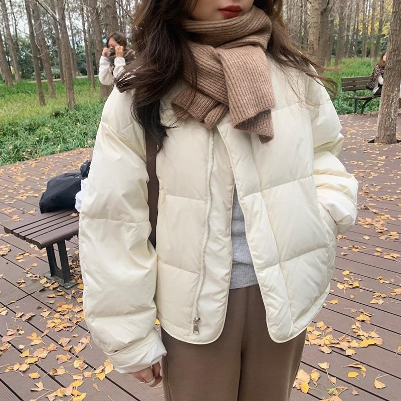 羽绒服女2025年冬季韩版宽松显瘦圆领短款小个子白鸭绒羽绒服短款