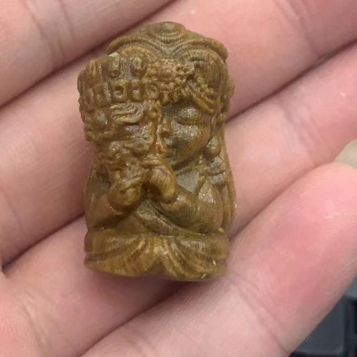 扎基小姆姆手把件