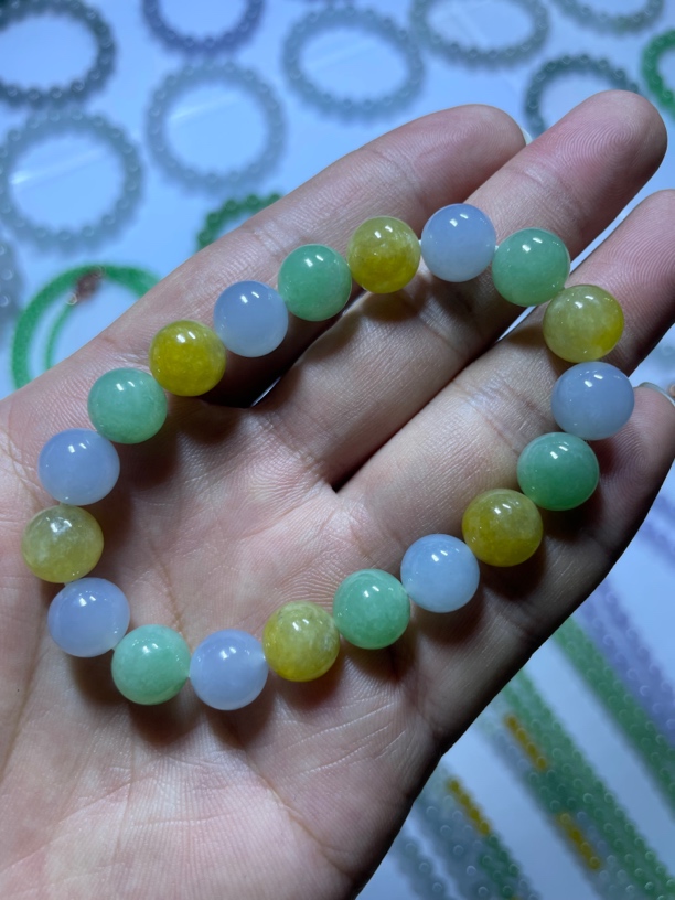 缅甸天然A货翡翠，多宝手串。卡10cm