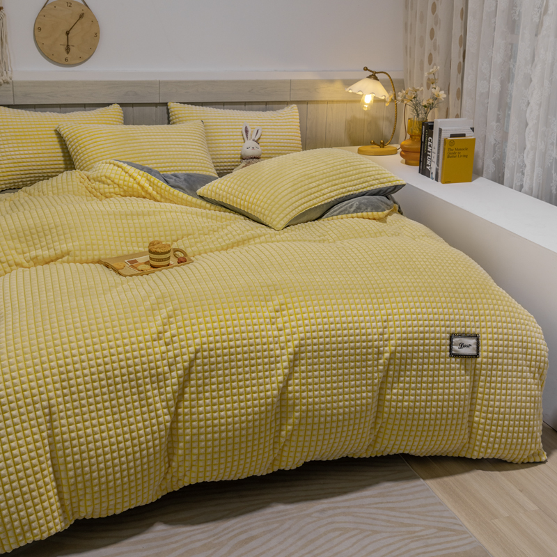 水星新款家纺2024轻奢加厚双面牛奶绒剪花水晶绒四件套柔床上用品