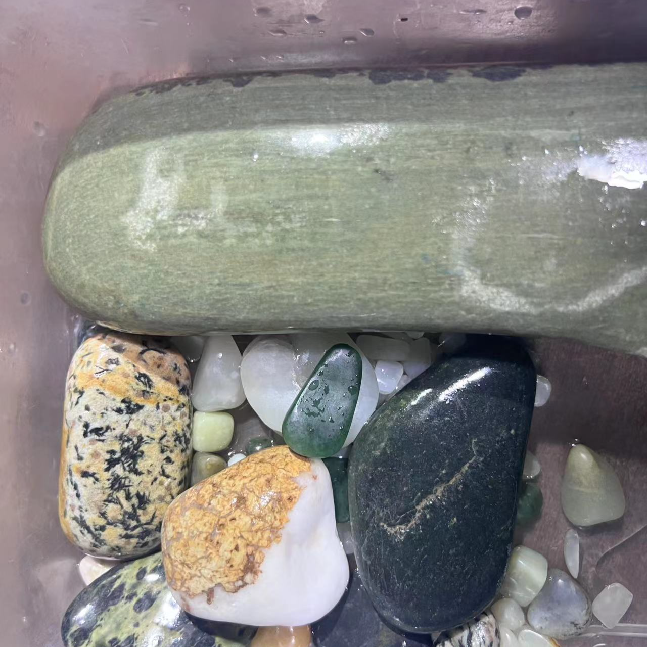 新疆和田奇石摆件