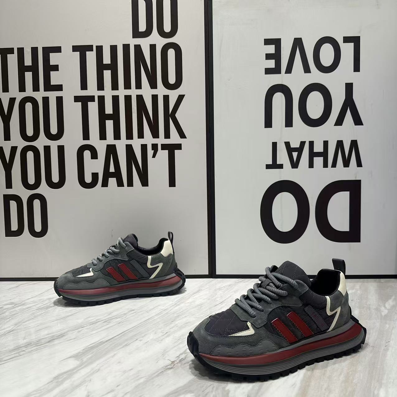 2024秋冬新款时尚百搭运动阿甘鞋男鞋