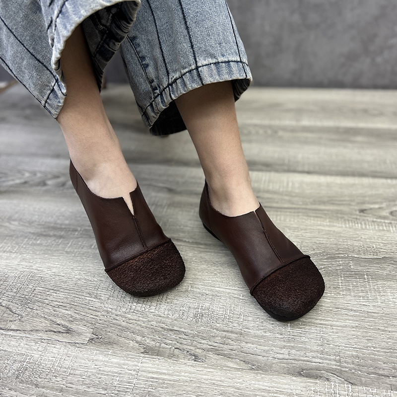 艺鞜2025年春季新款真皮平底拼接民族风软底圆头一脚蹬四季单鞋女