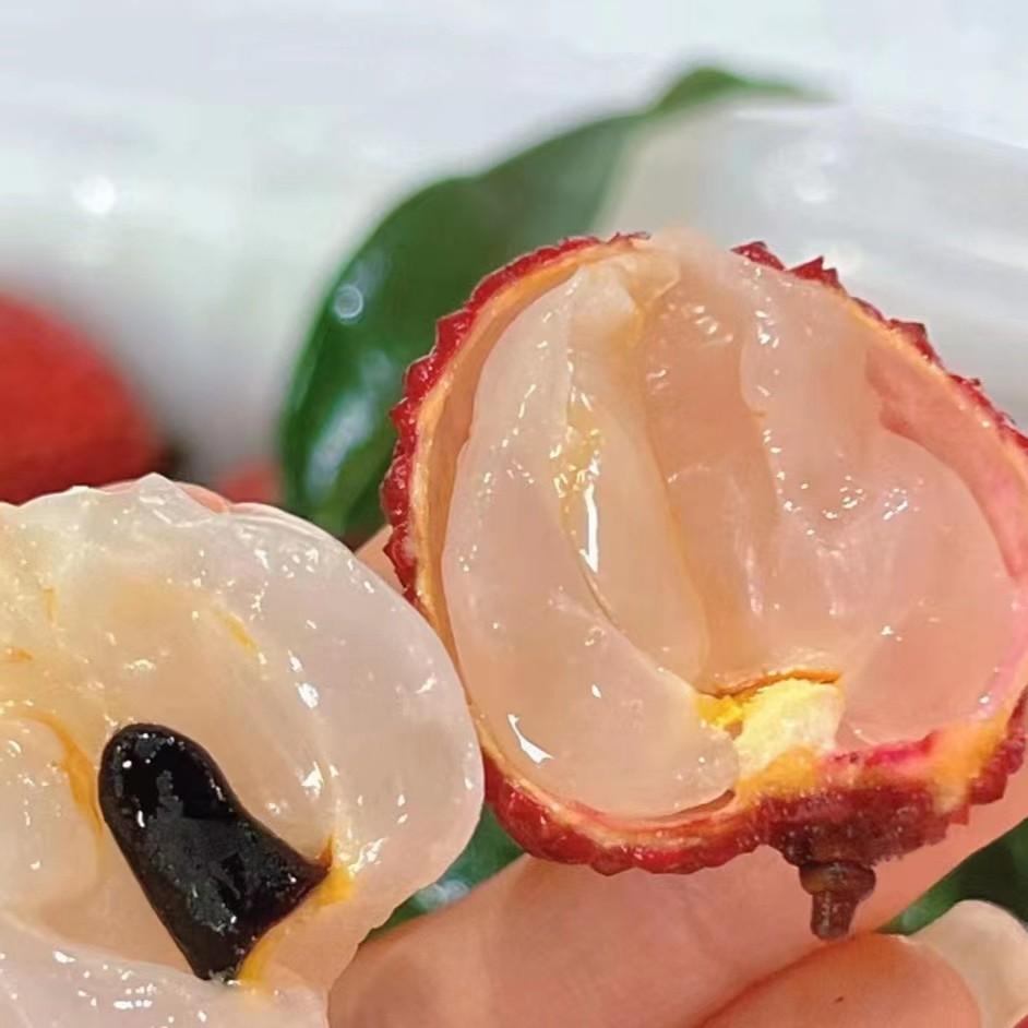 【顺丰包邮】沈记果业广东糯米糍荔枝一箱2.2斤左右