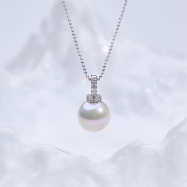 海水澳白吊坠18K金镶嵌