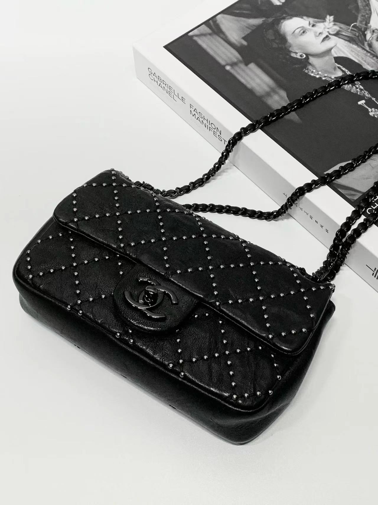 99新 Chanel/香奈儿 HIHI/Chanel 黑色cf大mini斜挎包/9223193