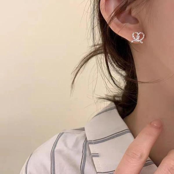 1676（清伧）麻花爱心耳钉法式复古小众设计耳饰