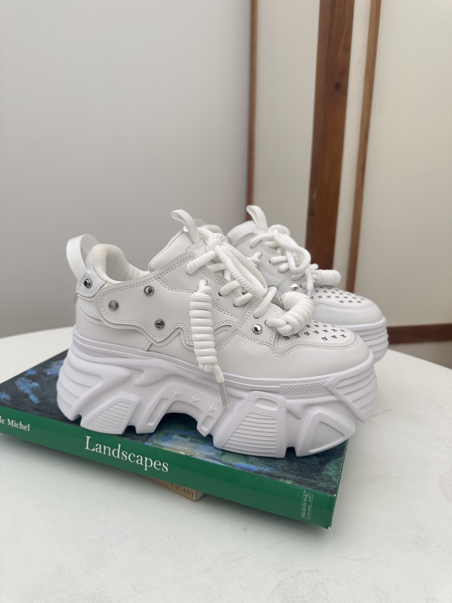 原底面包老爹鞋秋冬新款小个子真皮小白鞋增高透气运动休闲鞋