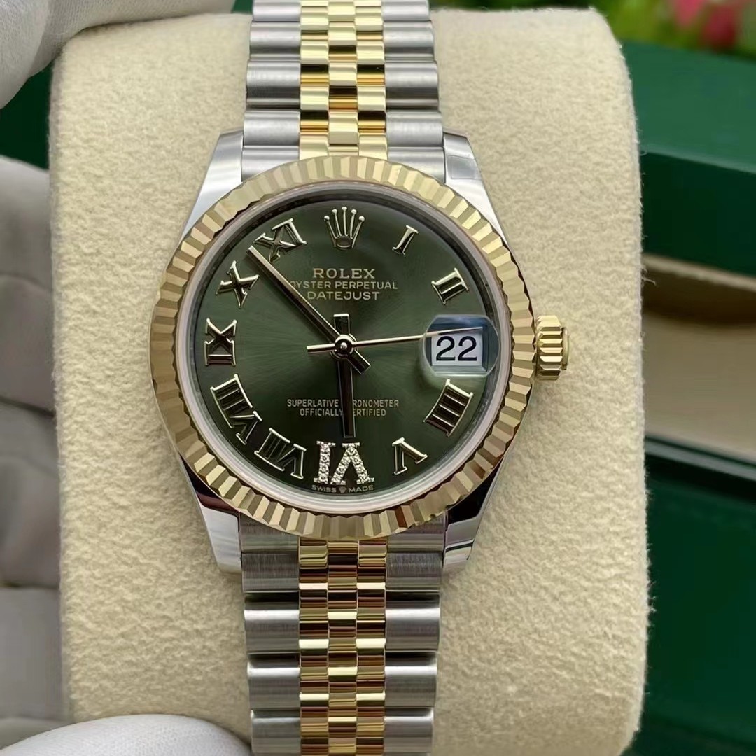 全新未使用 Rolex/劳力士 杜师傅/自动机械女/日志/间金绿罗马